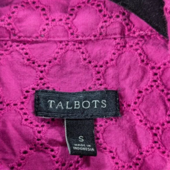 Talbots Top Womens Small Fuchsia Eyelet Button Up Long Sleeve Cotton Breathable - Picture 4 of 9